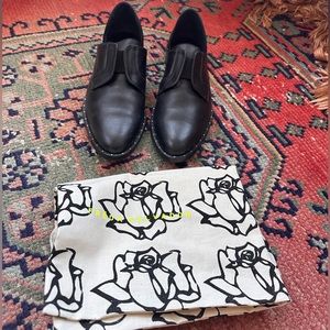 Nearly new Freda Salvador black D’orsay loafers